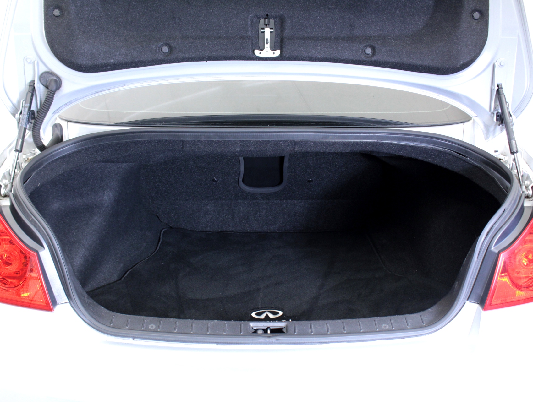 Florida Fine Cars - Used INFINITI G37X 2011 MIAMI BASE