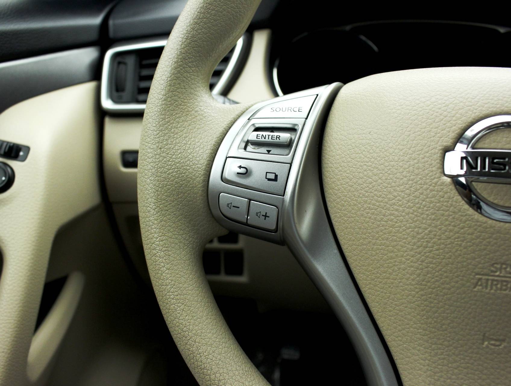 Florida Fine Cars - Used NISSAN ROGUE 2015 HOLLYWOOD Sv