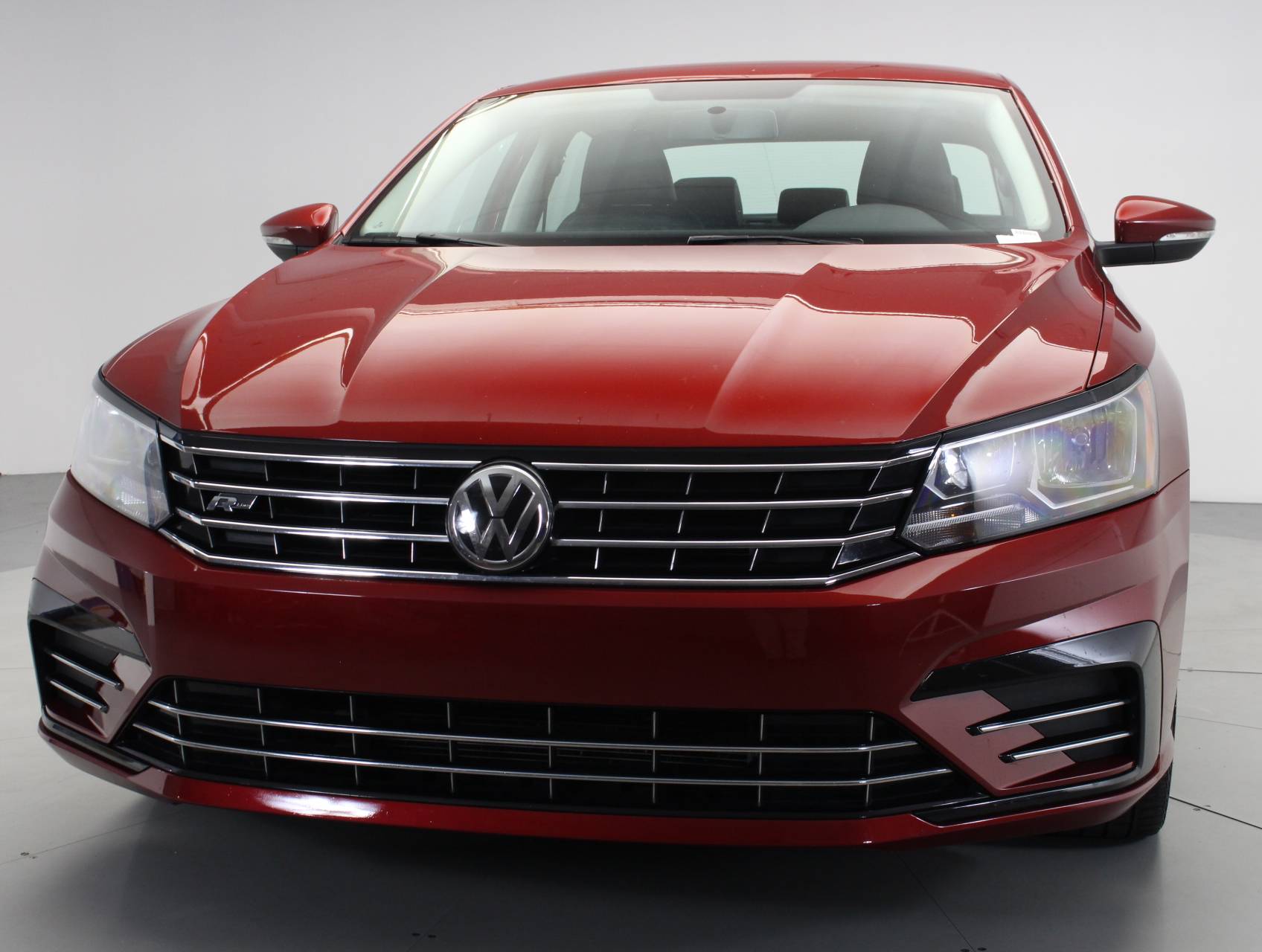 Florida Fine Cars - Used VOLKSWAGEN PASSAT 2017 WEST PALM 1.8T R-LINE