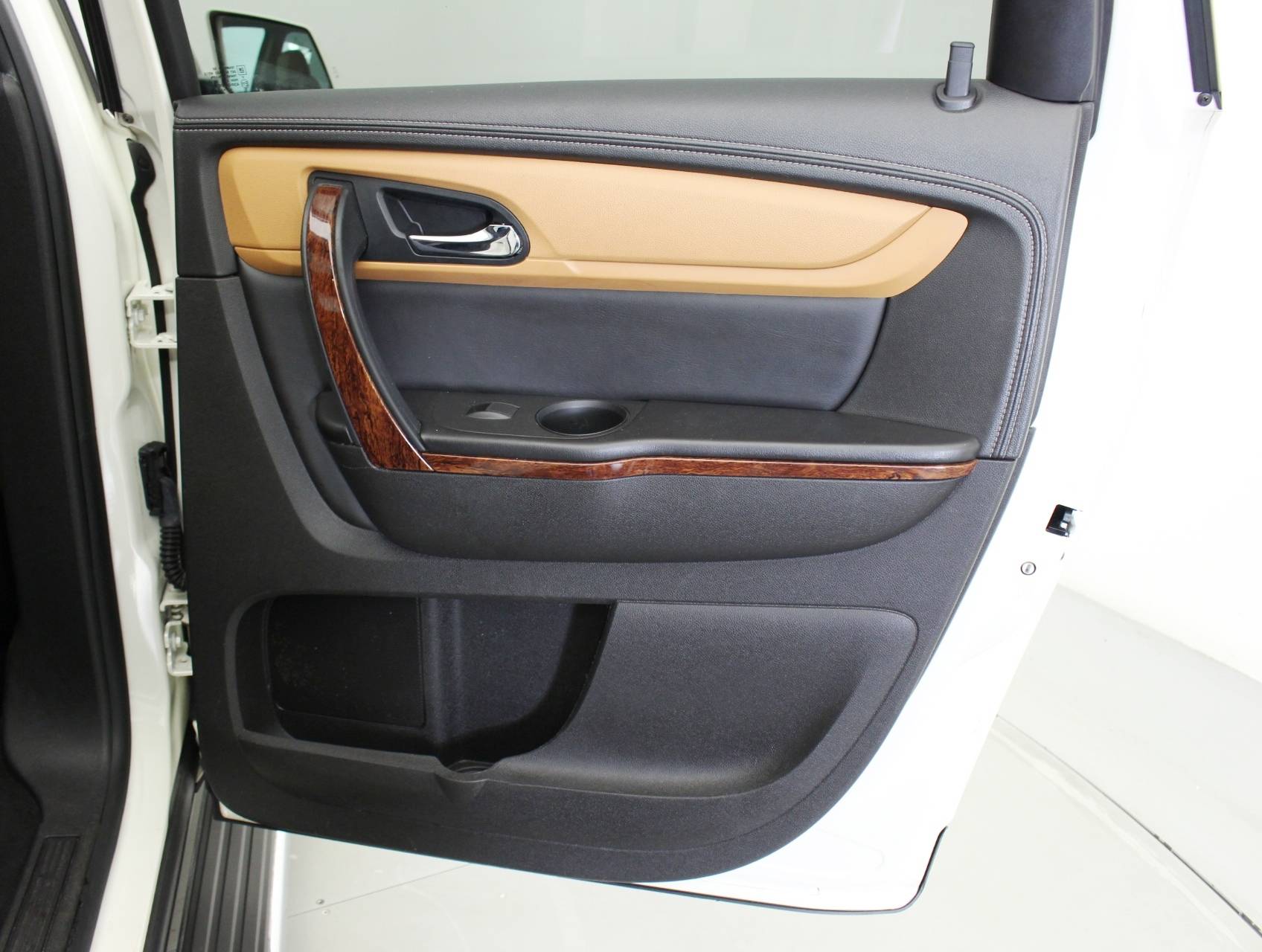 Florida Fine Cars - Used CHEVROLET TRAVERSE 2014 HOLLYWOOD LTZ