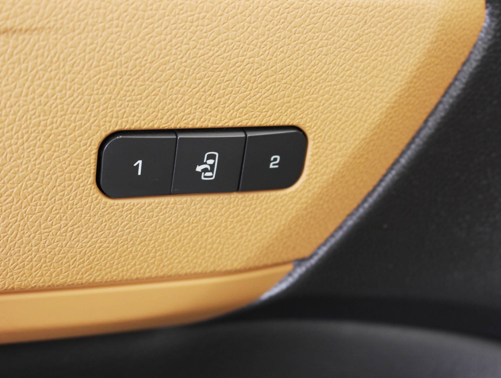 Florida Fine Cars - Used CHEVROLET TRAVERSE 2014 HOLLYWOOD LTZ