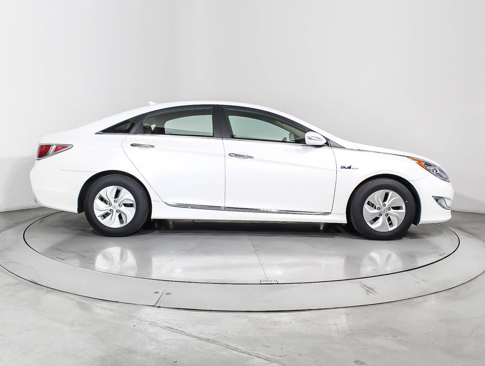 Florida Fine Cars - Used HYUNDAI SONATA HYBRID 2015 MIAMI 