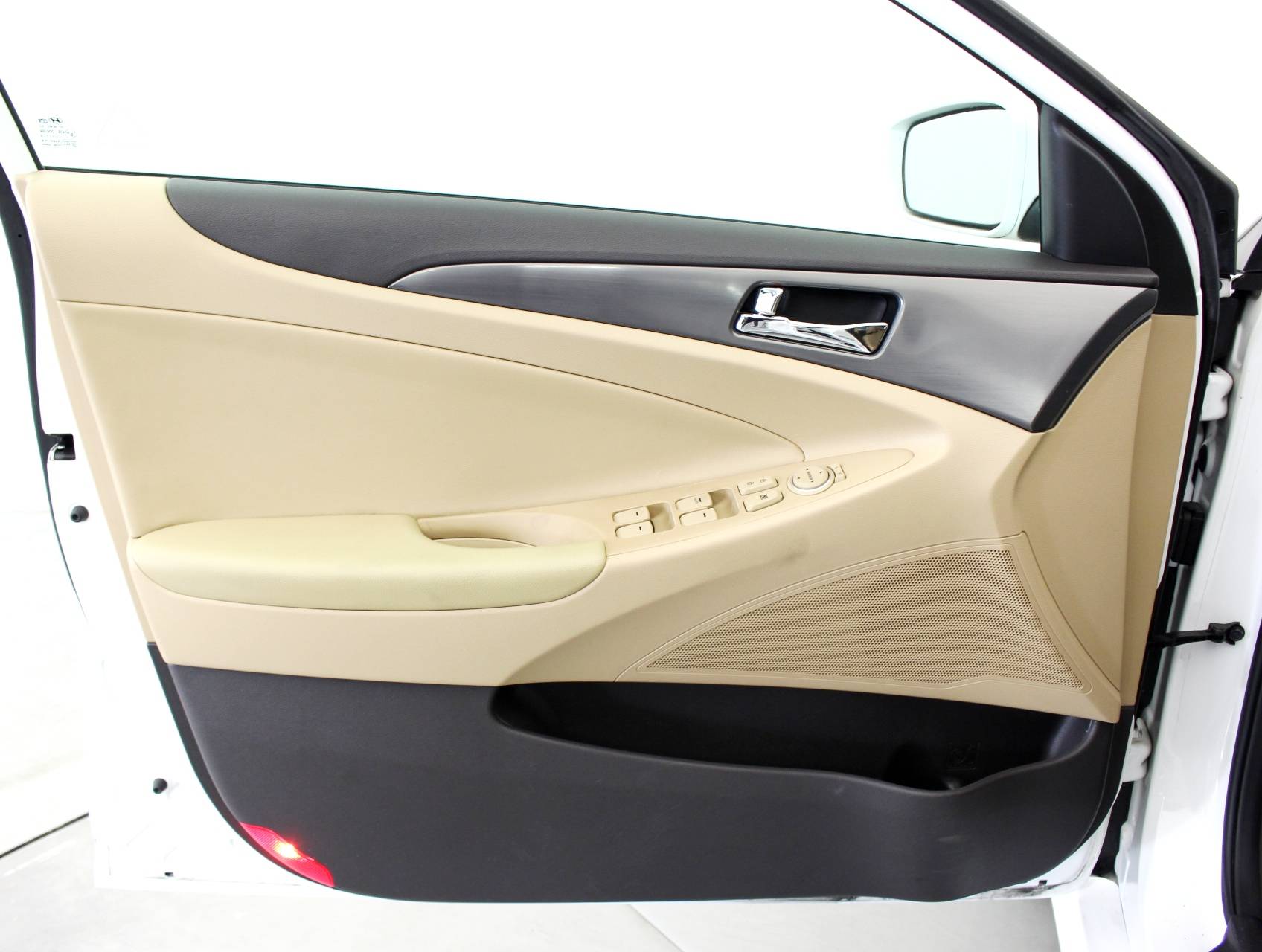 Florida Fine Cars - Used HYUNDAI SONATA HYBRID 2015 MIAMI 