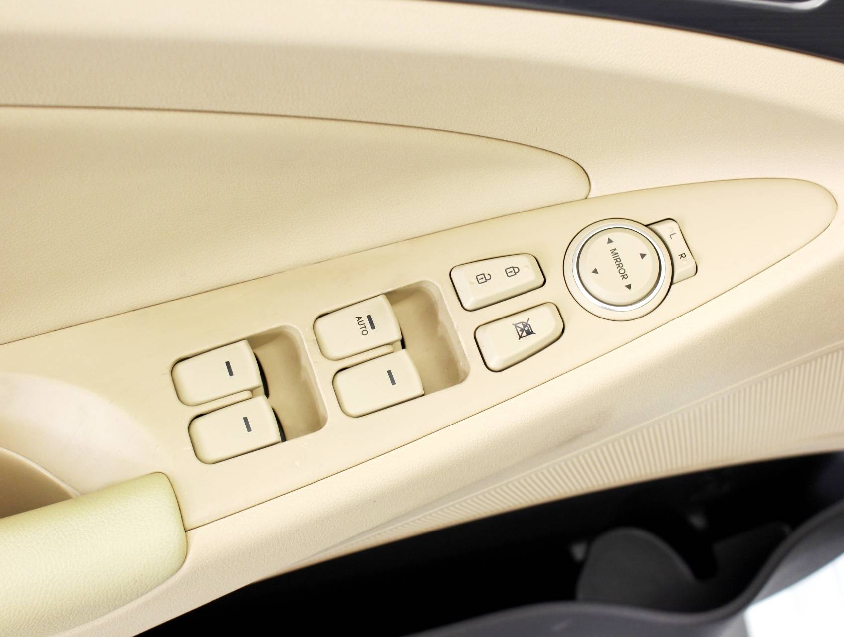 Florida Fine Cars - Used HYUNDAI SONATA HYBRID 2015 MIAMI 