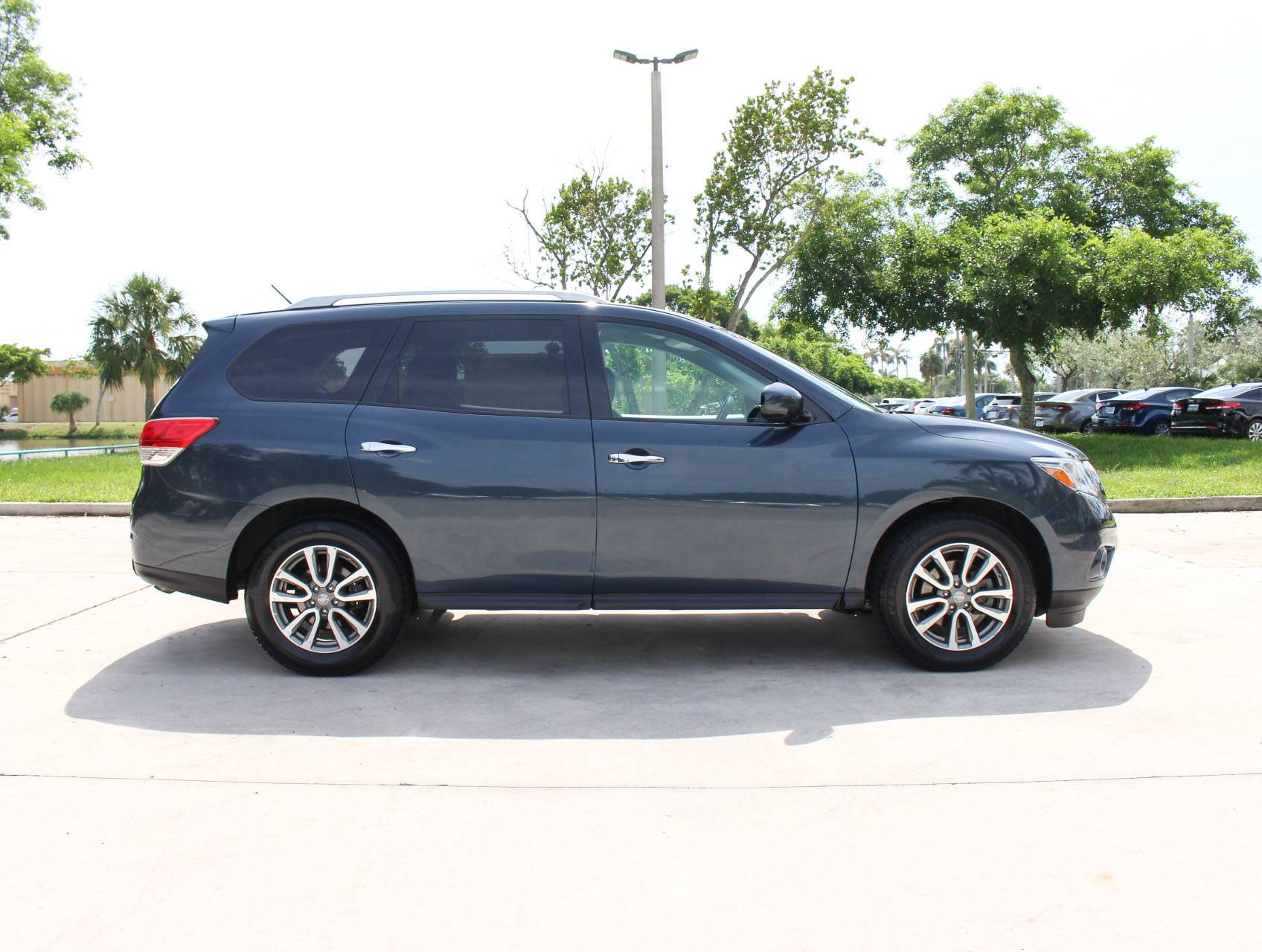 Florida Fine Cars - Used NISSAN PATHFINDER 2016 MARGATE S