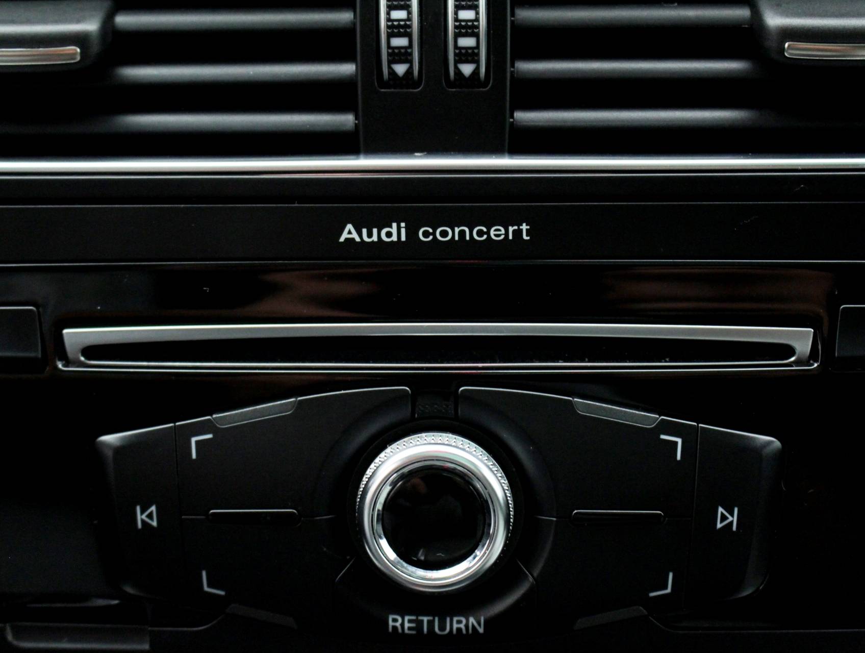 Florida Fine Cars - Used AUDI Q5 2015 WEST PALM Premium Plus Quattro