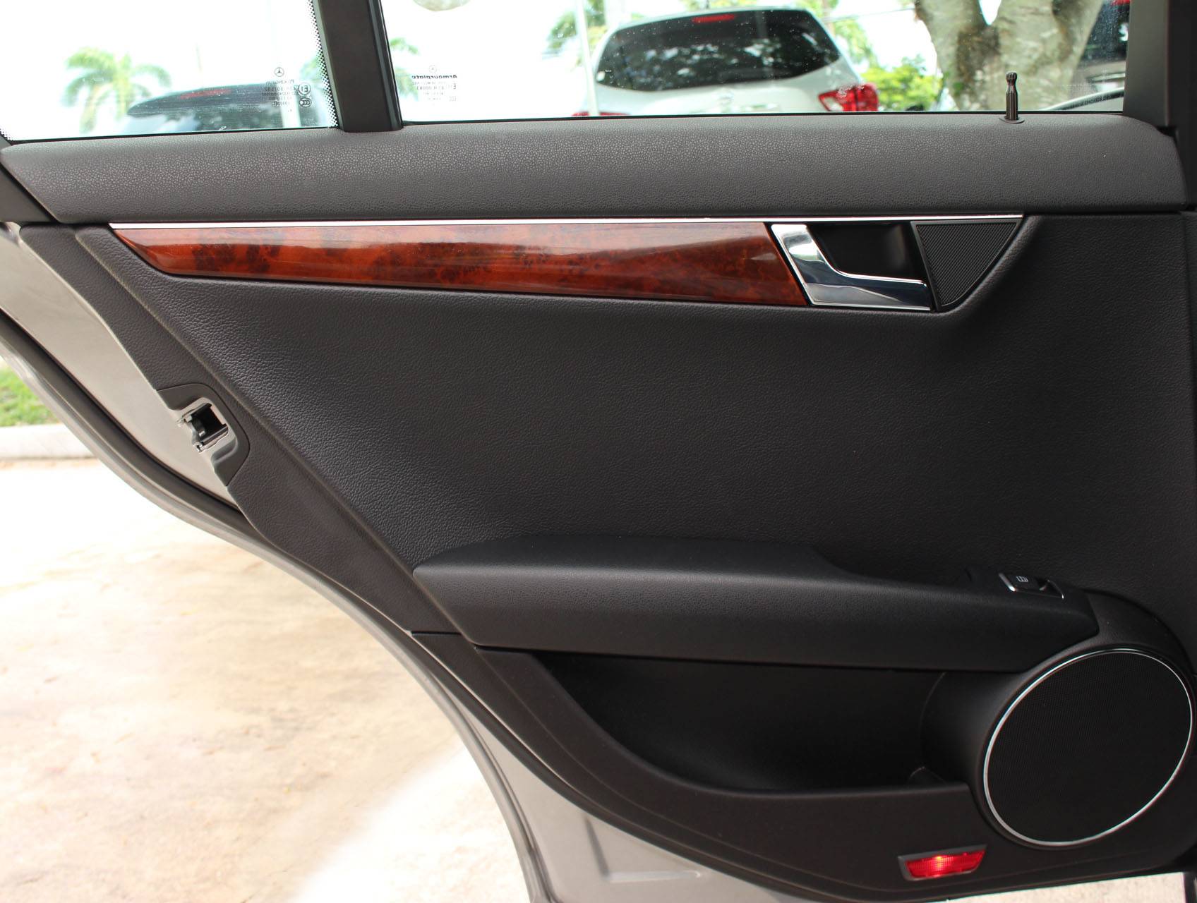 Florida Fine Cars - Used MERCEDES-BENZ C CLASS 2010 MIAMI C300