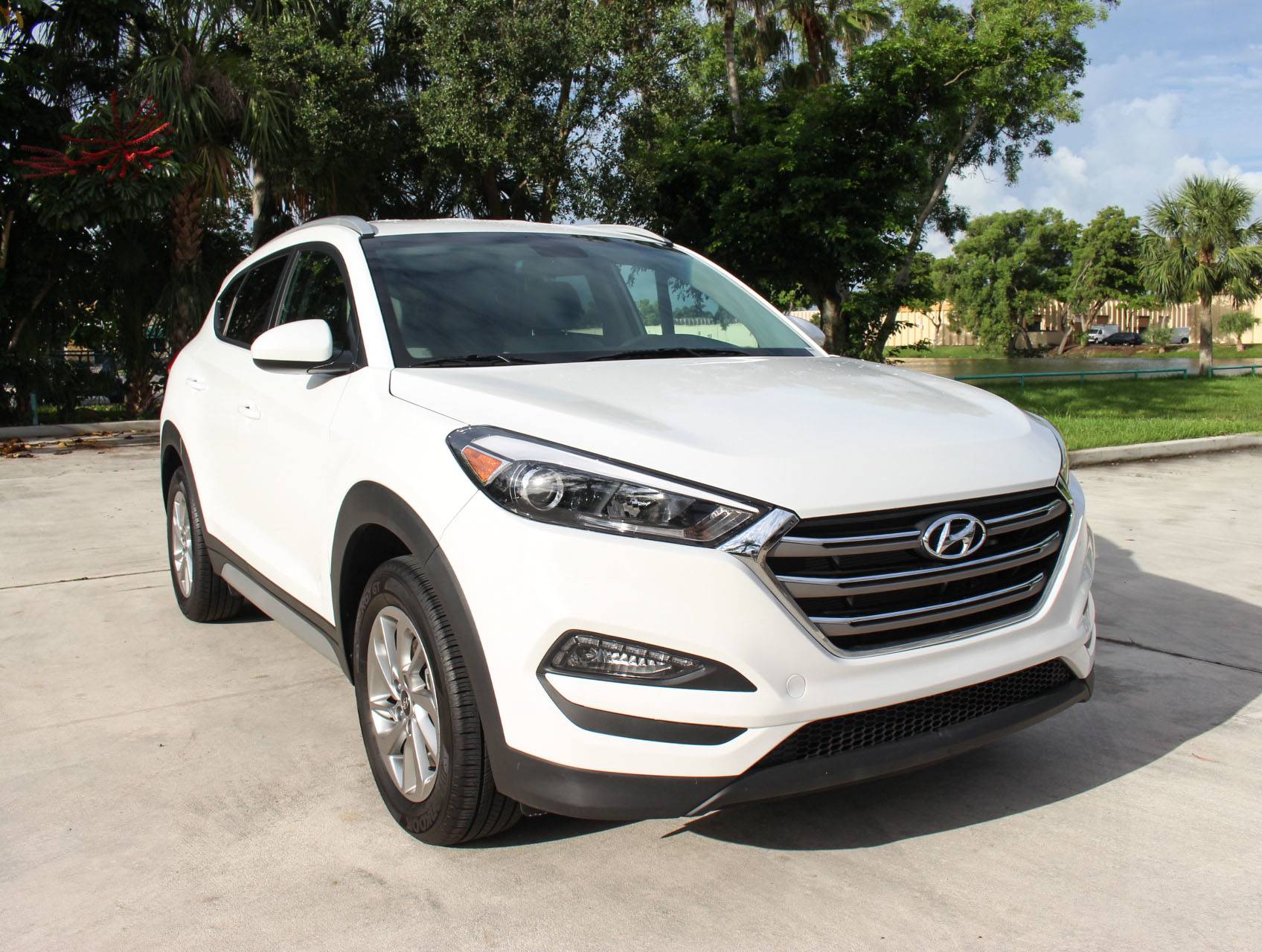 Florida Fine Cars - Used HYUNDAI TUCSON 2018 HOLLYWOOD Sel