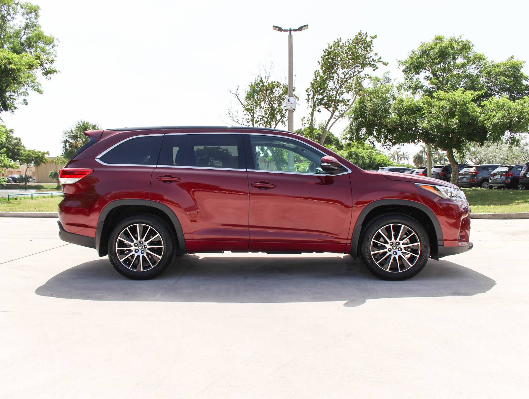 Florida Fine Cars - Used TOYOTA HIGHLANDER 2017 MIAMI Se Awd