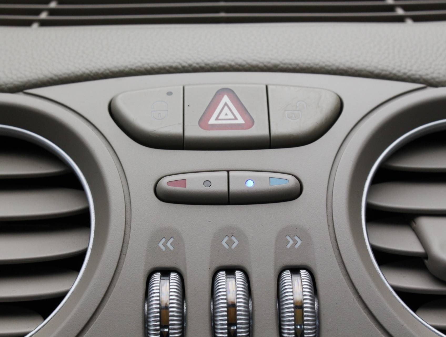 Florida Fine Cars - Used MERCEDES-BENZ SL CLASS 2003 WEST PALM SL500