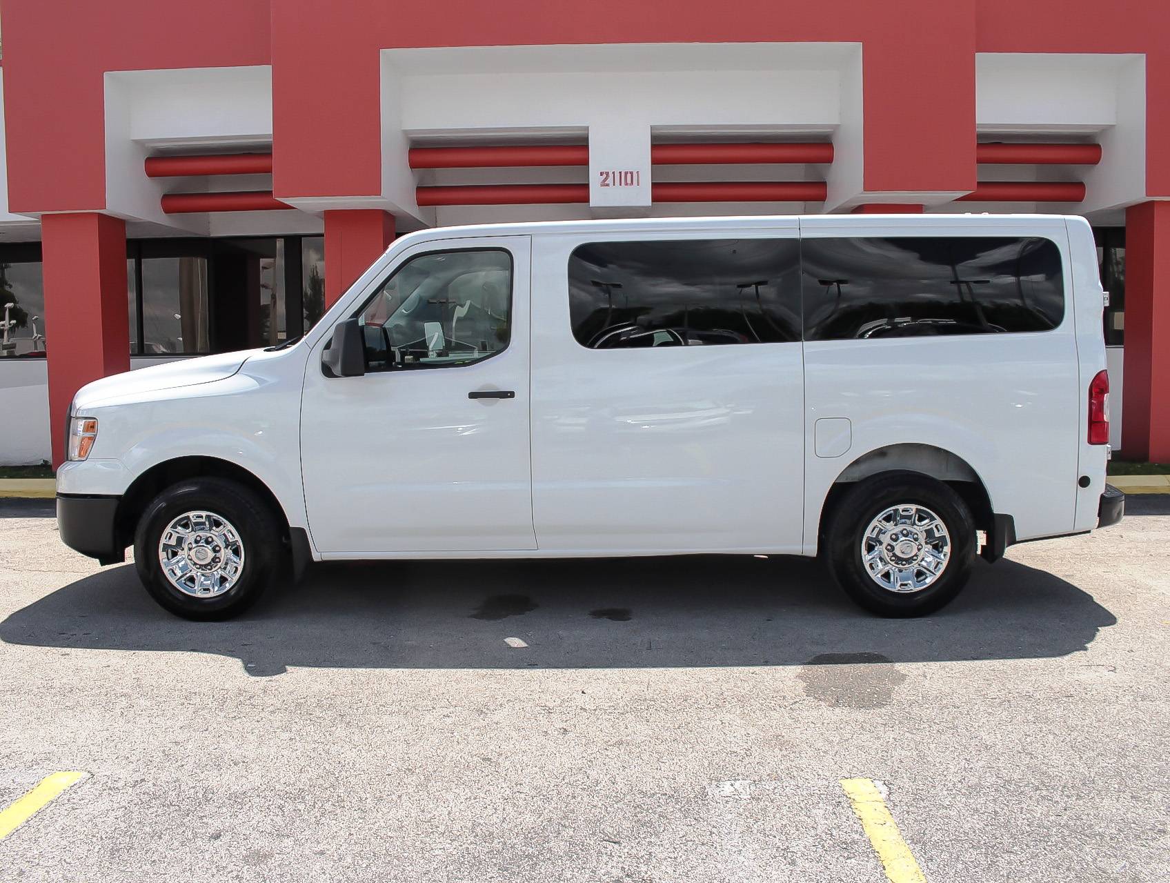 Florida Fine Cars - Used NISSAN NV3500 2016 MIAMI Passenger S