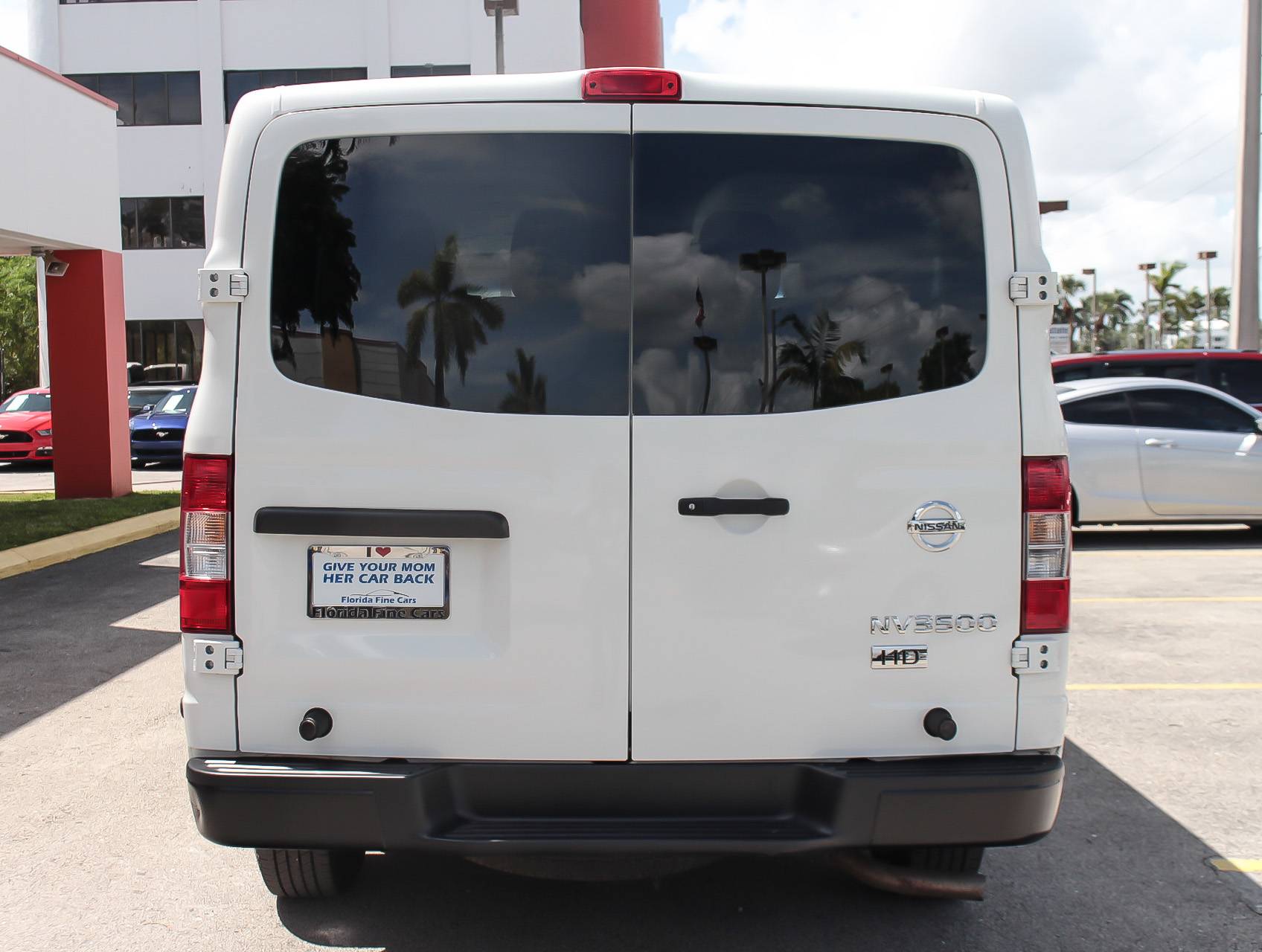 Florida Fine Cars - Used NISSAN NV3500 2016 MIAMI Passenger S