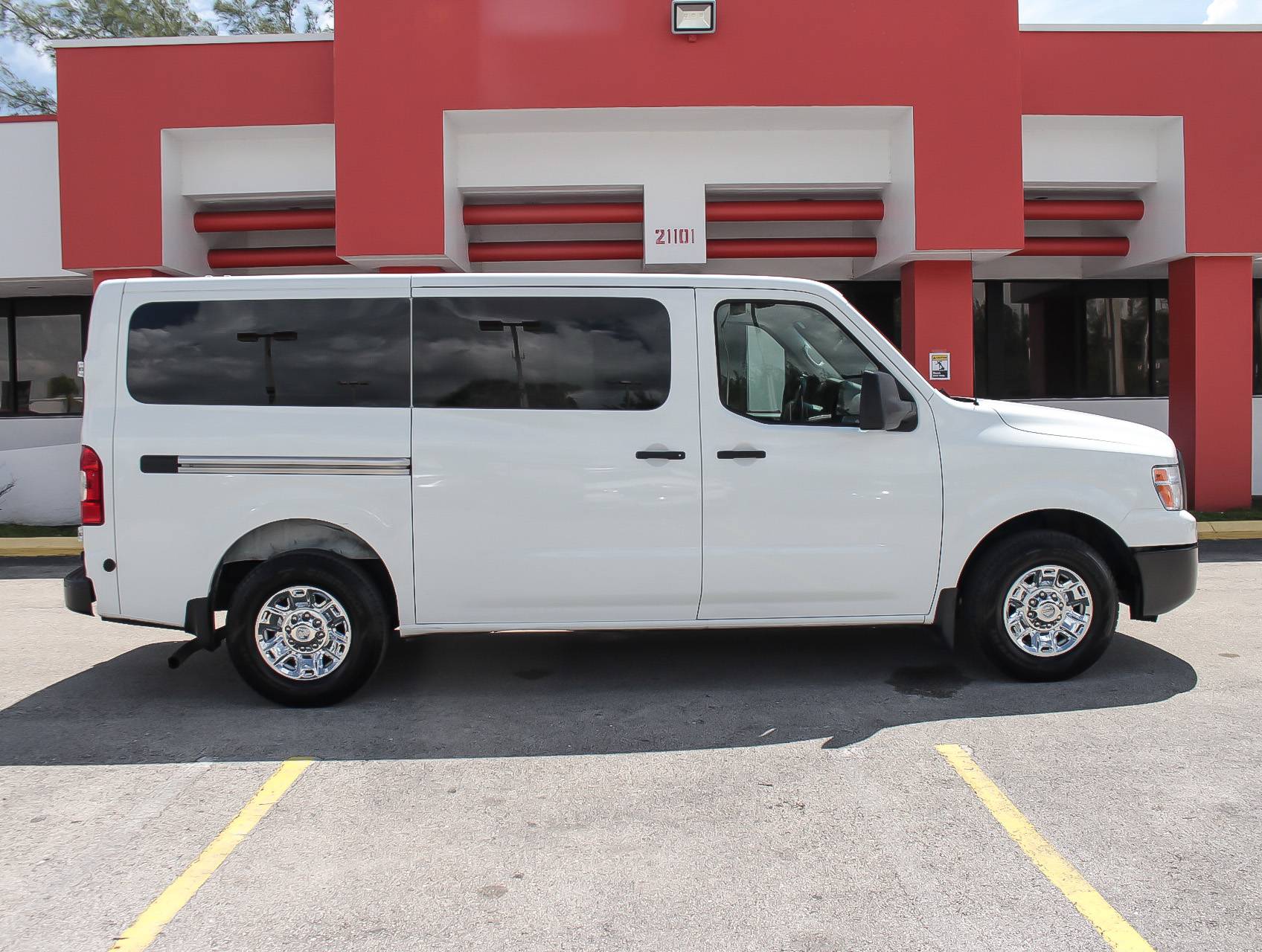 Florida Fine Cars - Used NISSAN NV3500 2016 MIAMI Passenger S