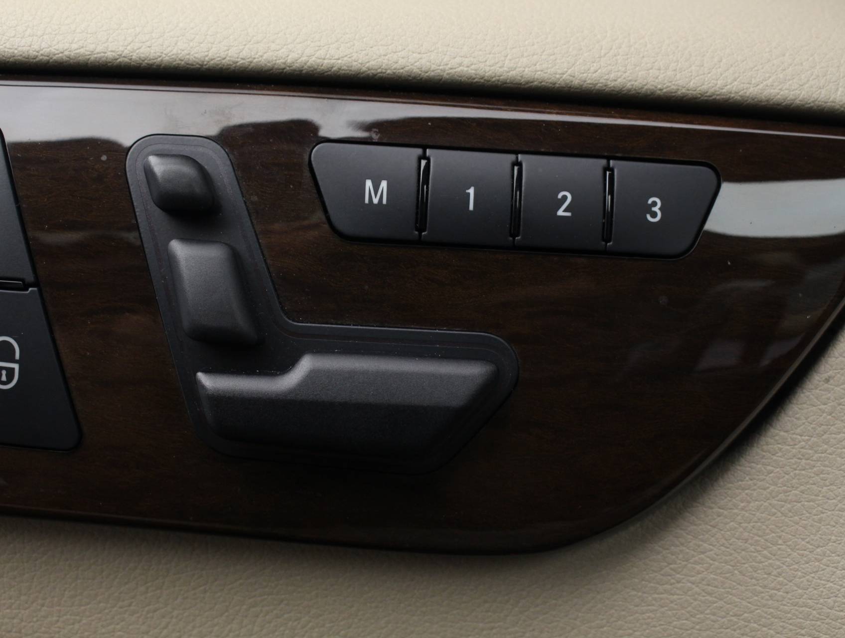 Florida Fine Cars - Used MERCEDES-BENZ M CLASS 2015 WEST PALM ML350