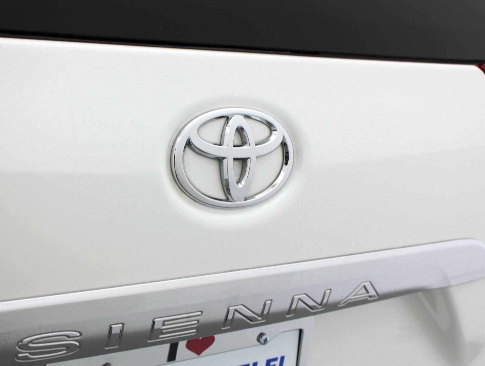 Florida Fine Cars - Used TOYOTA SIENNA 2015 MIAMI Limited Premium