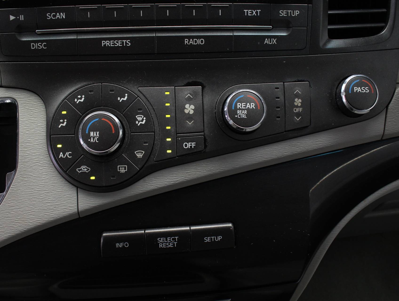 Florida Fine Cars - Used TOYOTA SIENNA 2011 MIAMI Le