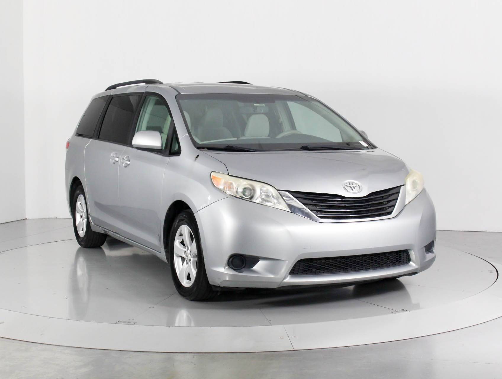 Florida Fine Cars - Used TOYOTA SIENNA 2011 MIAMI Le