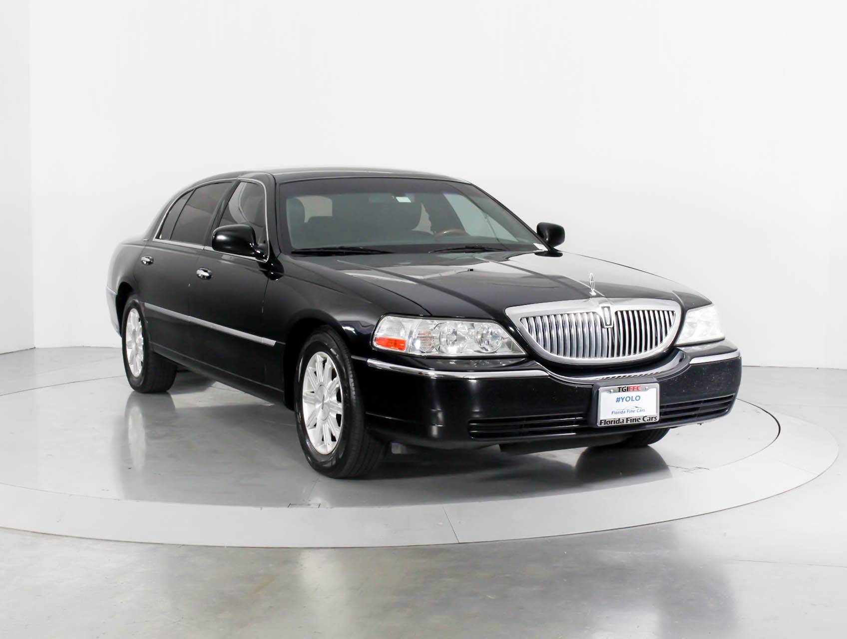 Florida Fine Cars - Used LINCOLN TOWN CAR 2011 WEST PALM SIGNATURE-L