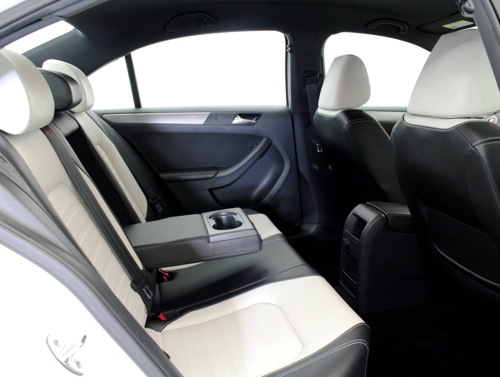 Florida Fine Cars - Used VOLKSWAGEN JETTA 2016 MIAMI 1.8t Sport