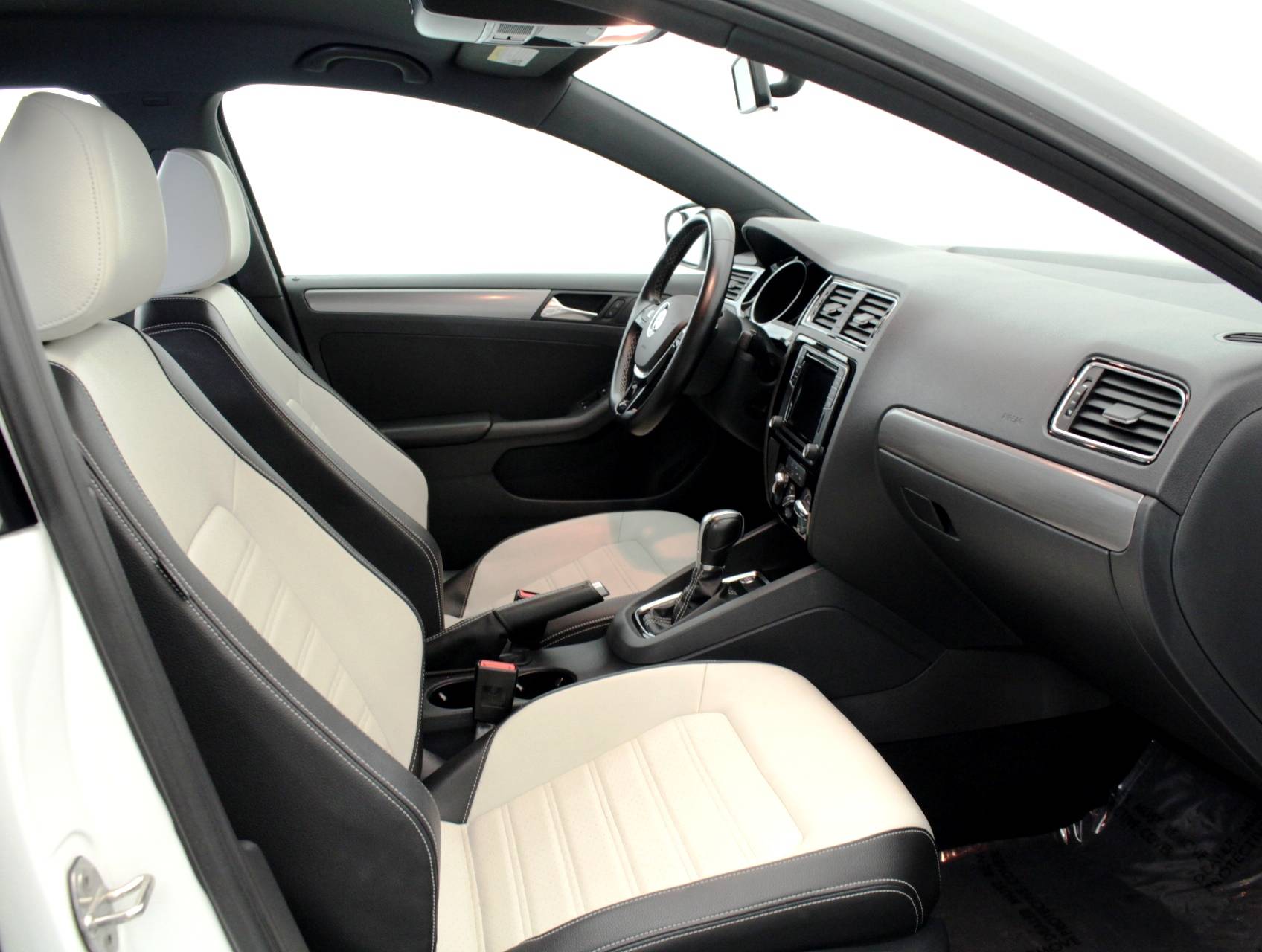 Florida Fine Cars - Used VOLKSWAGEN JETTA 2016 MIAMI 1.8t Sport