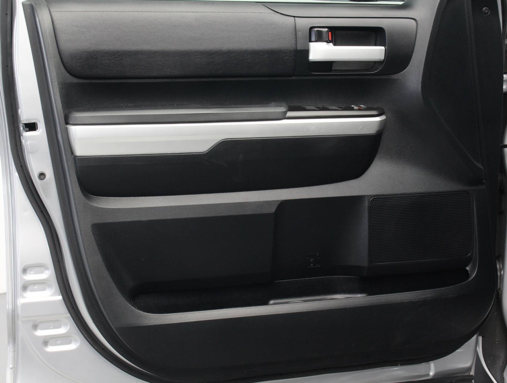 Florida Fine Cars - Used TOYOTA TUNDRA 2017 WEST PALM Sr5 Crewmax 4x4