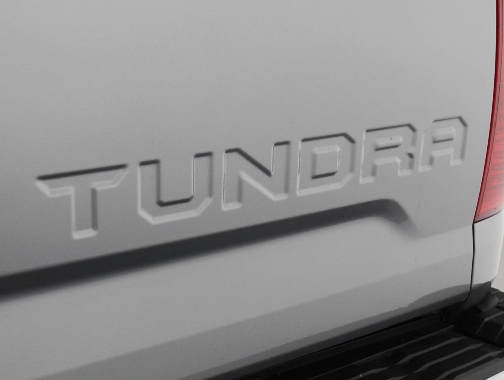 Florida Fine Cars - Used TOYOTA TUNDRA 2017 WEST PALM Sr5 Crewmax 4x4