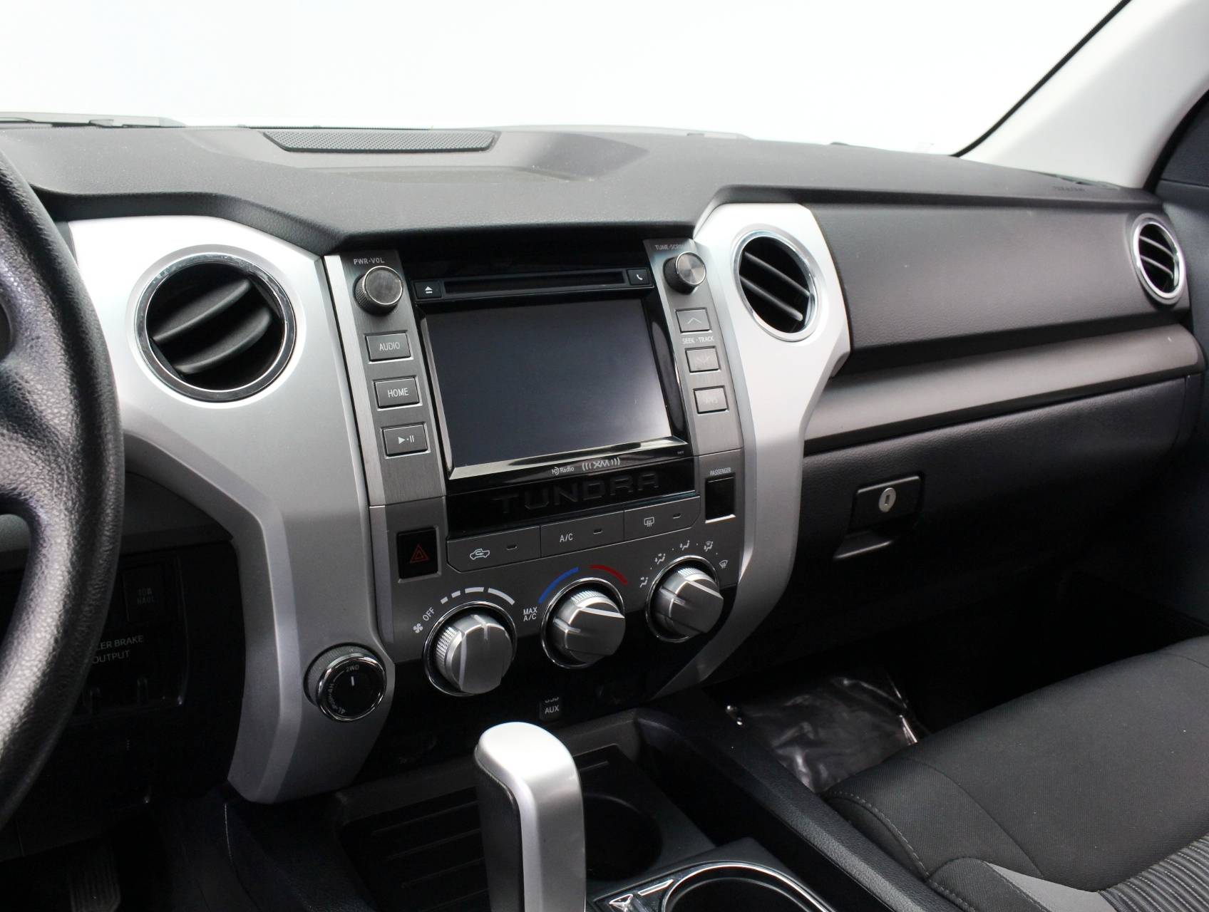 Florida Fine Cars - Used TOYOTA TUNDRA 2017 WEST PALM Sr5 Crewmax 4x4