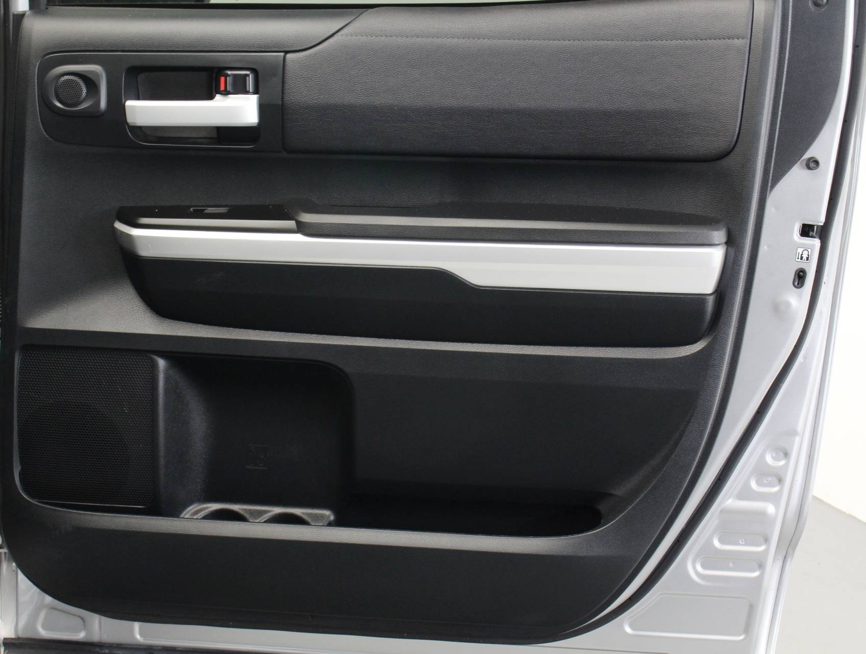 Florida Fine Cars - Used TOYOTA TUNDRA 2017 WEST PALM Sr5 Crewmax 4x4