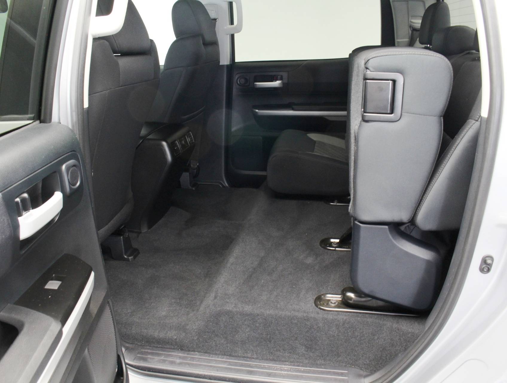 Florida Fine Cars - Used TOYOTA TUNDRA 2017 WEST PALM Sr5 Crewmax 4x4