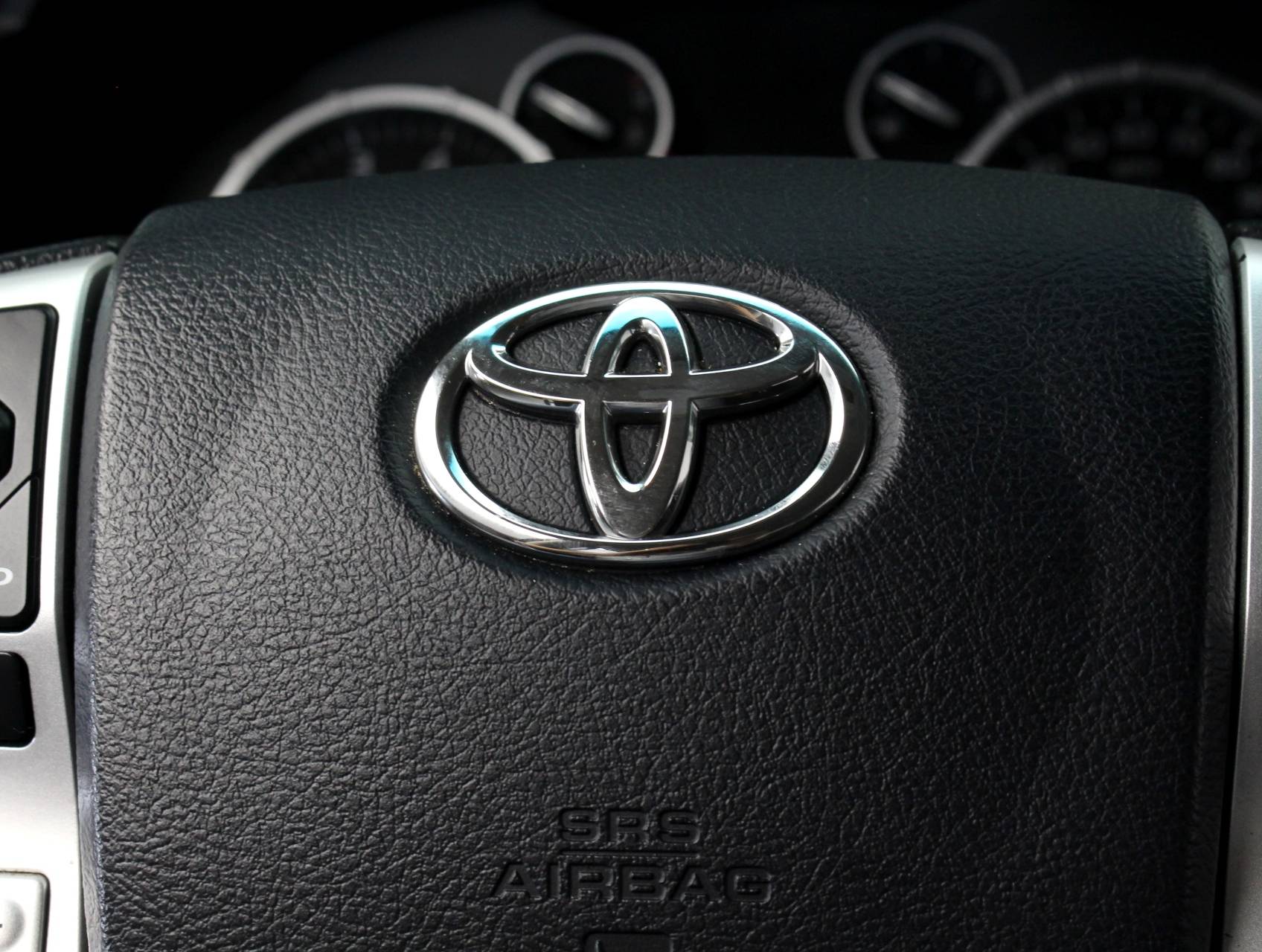 Florida Fine Cars - Used TOYOTA TUNDRA 2017 WEST PALM Sr5 Crewmax 4x4