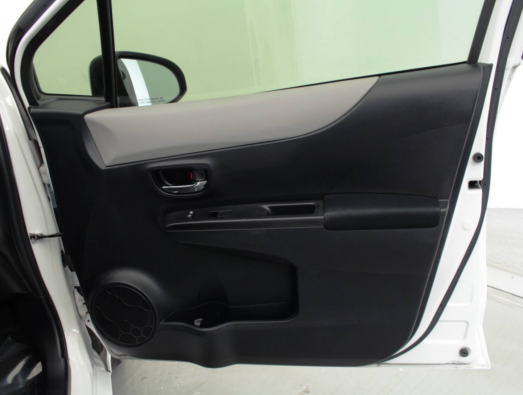 Florida Fine Cars - Used TOYOTA YARIS 2013 MIAMI Le