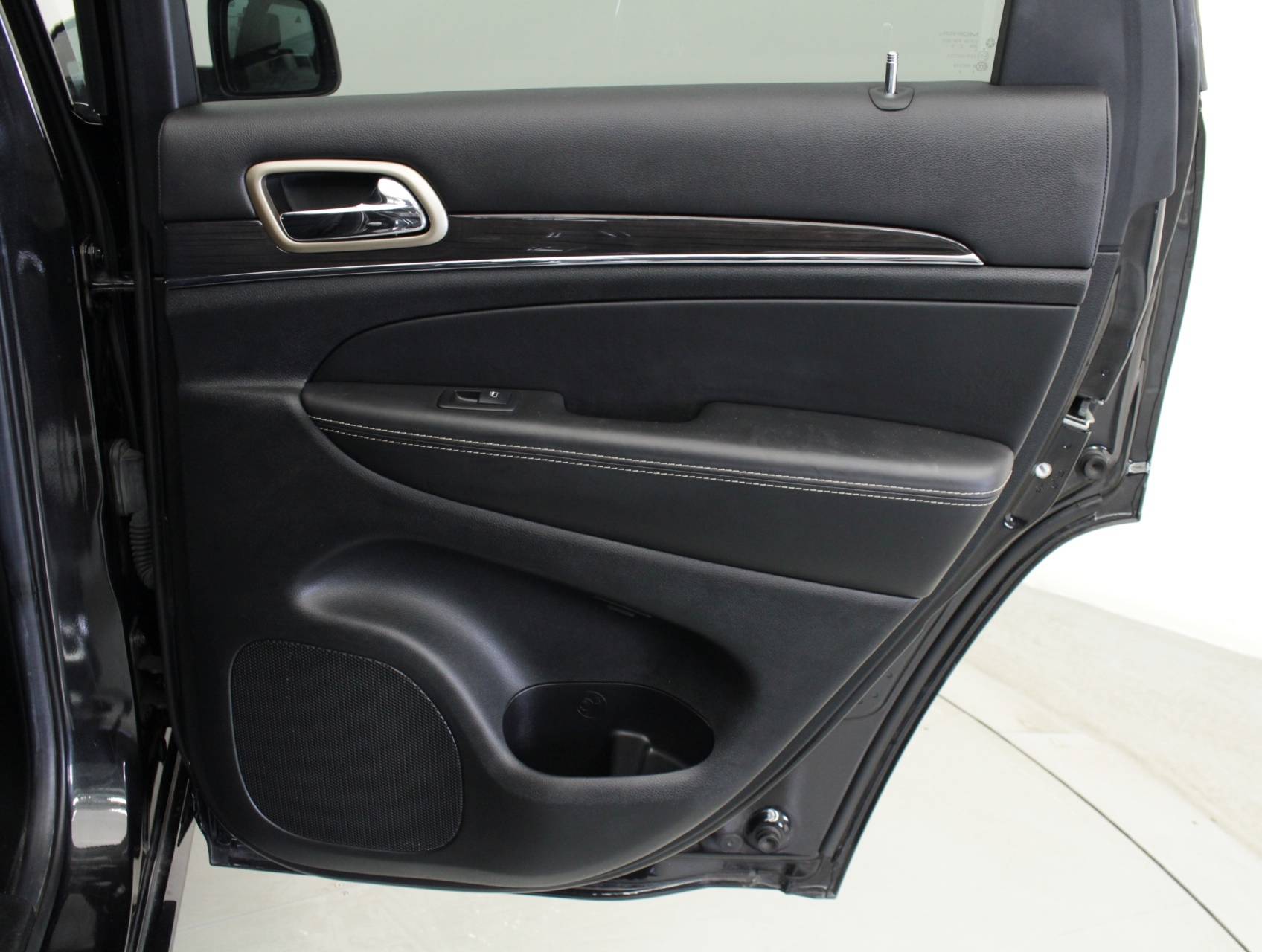 Florida Fine Cars - Used JEEP GRAND CHEROKEE 2014 MIAMI OVERLAND