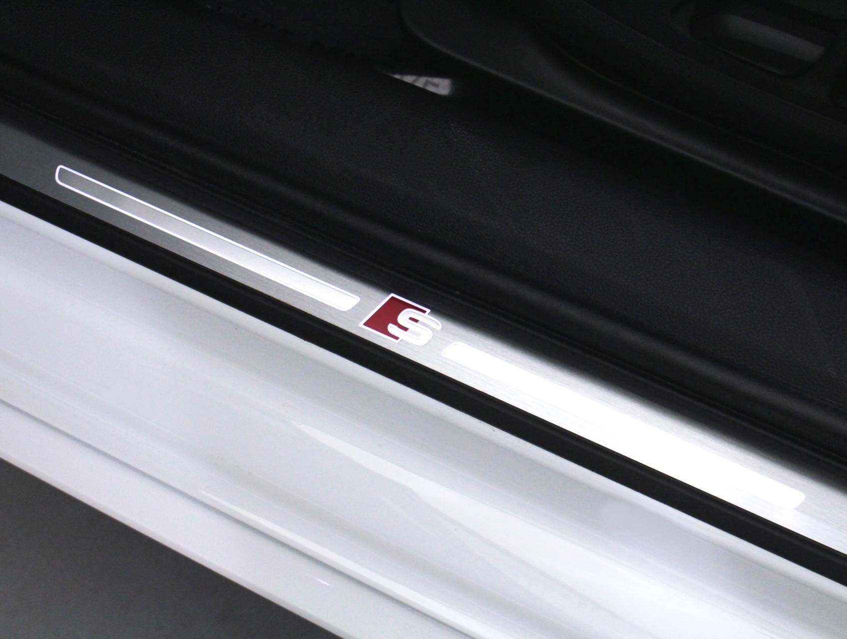 Florida Fine Cars - Used AUDI A4 2018 MIAMI ULTRA PREMIUM