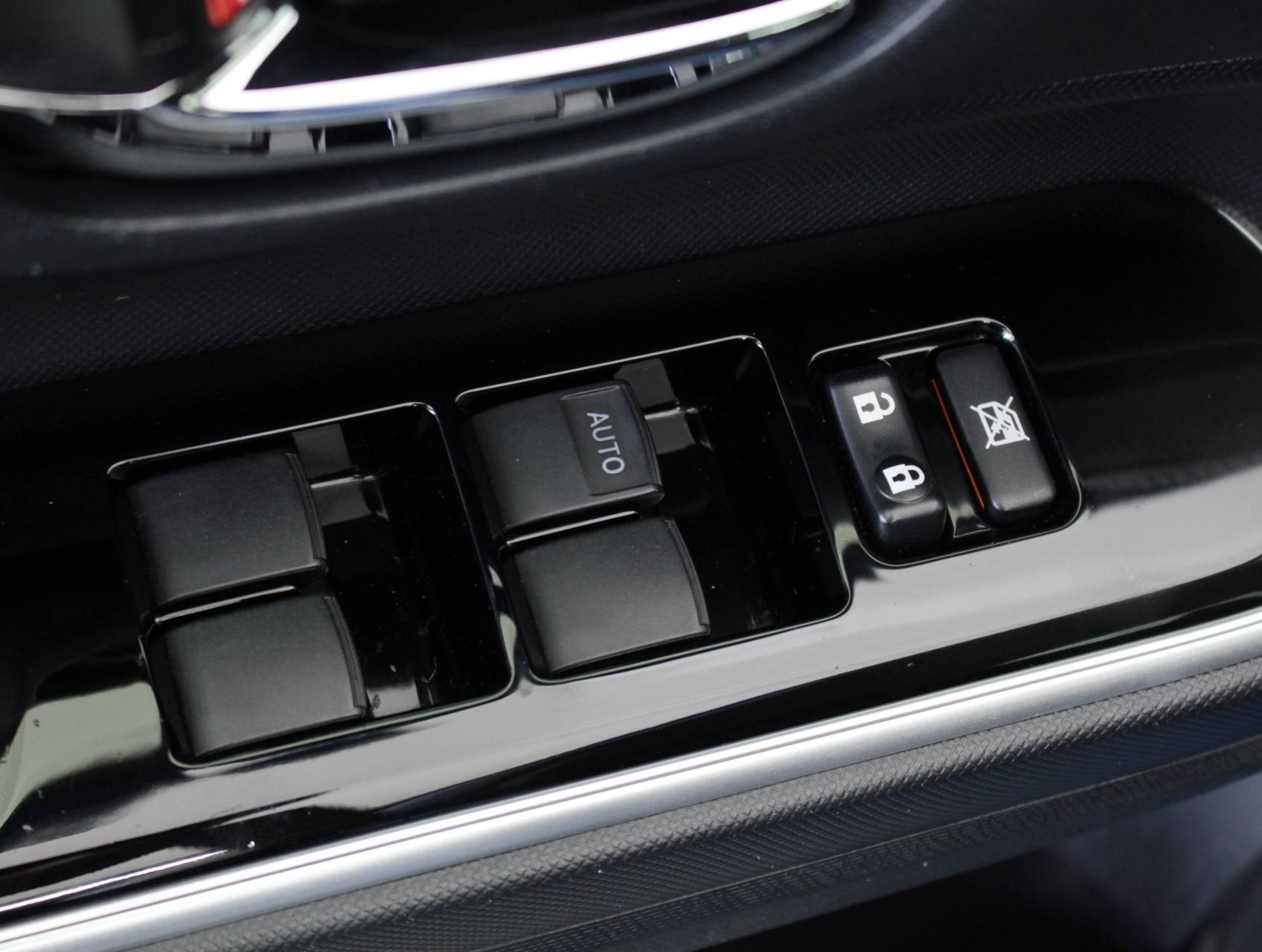 Florida Fine Cars - Used TOYOTA PRIUS C 2015 HOLLYWOOD Two