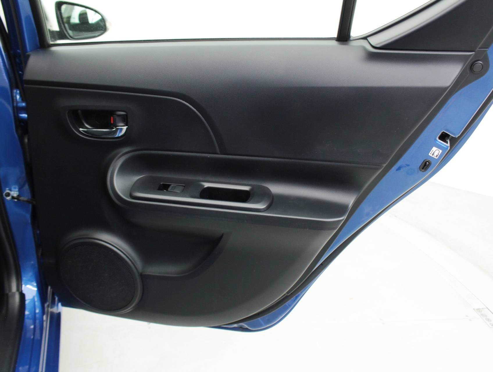 Florida Fine Cars - Used TOYOTA PRIUS C 2015 HOLLYWOOD Two