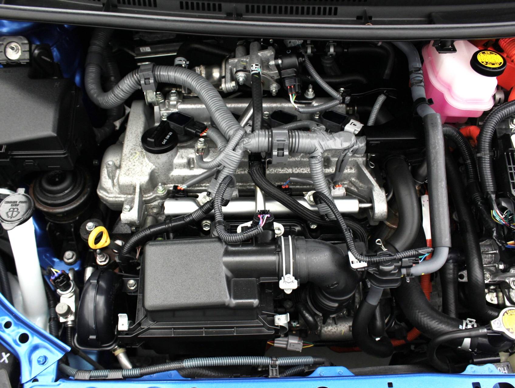 Florida Fine Cars - Used TOYOTA PRIUS C 2015 HOLLYWOOD Two