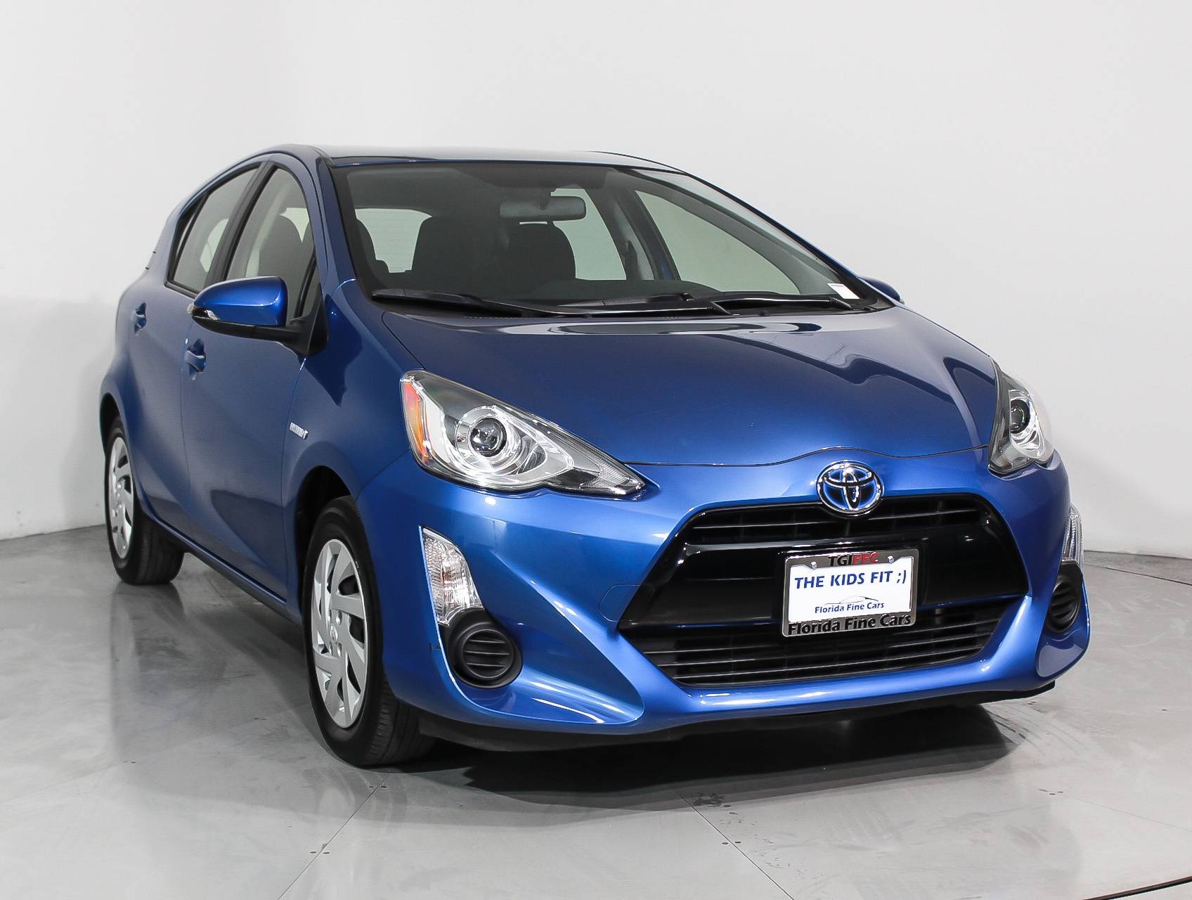 Florida Fine Cars - Used TOYOTA PRIUS C 2015 HOLLYWOOD Two