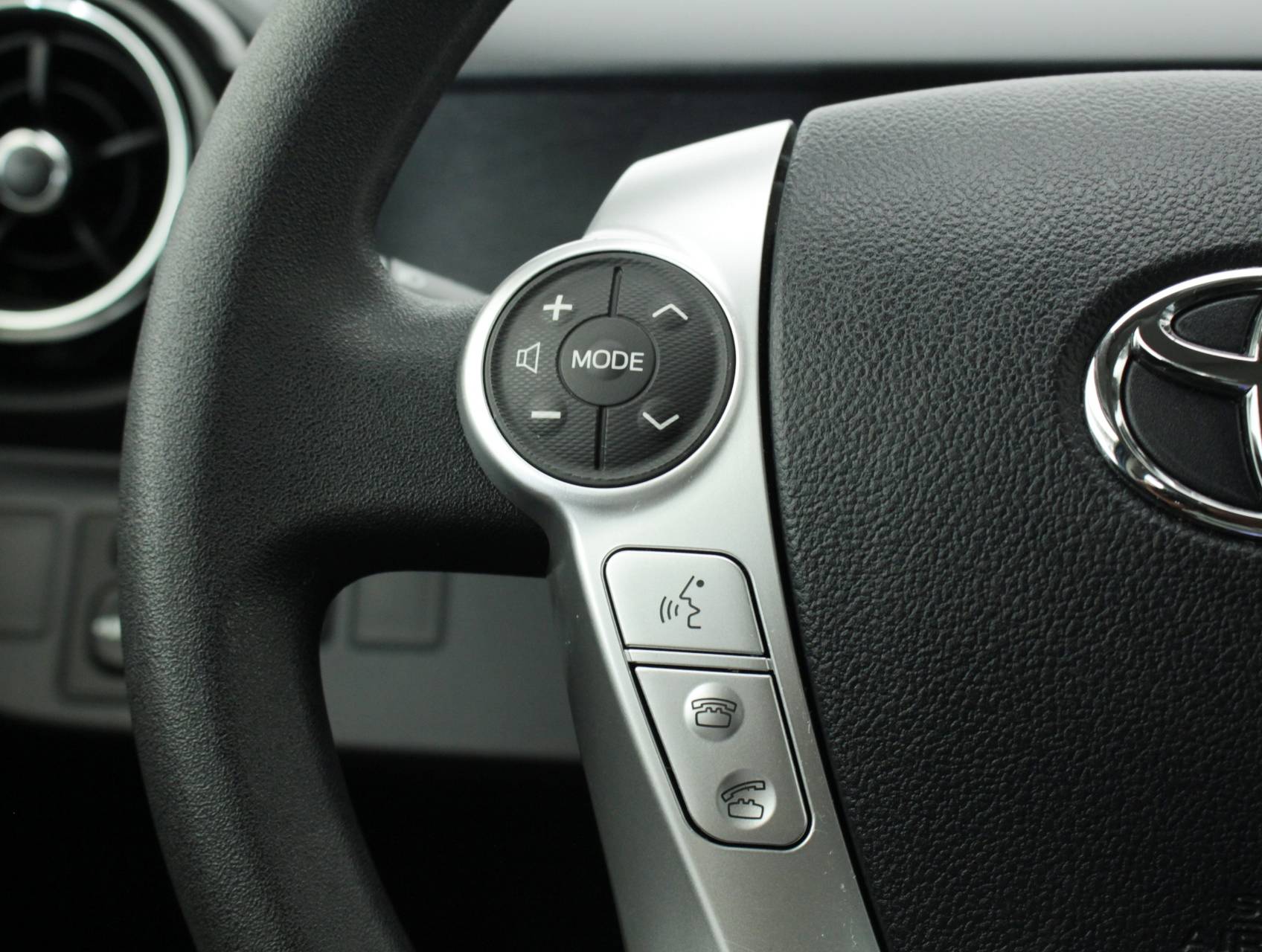 Florida Fine Cars - Used TOYOTA PRIUS C 2015 HOLLYWOOD Two