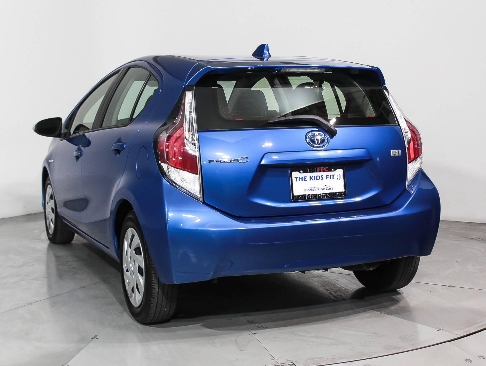 Florida Fine Cars - Used TOYOTA PRIUS C 2015 HOLLYWOOD Two