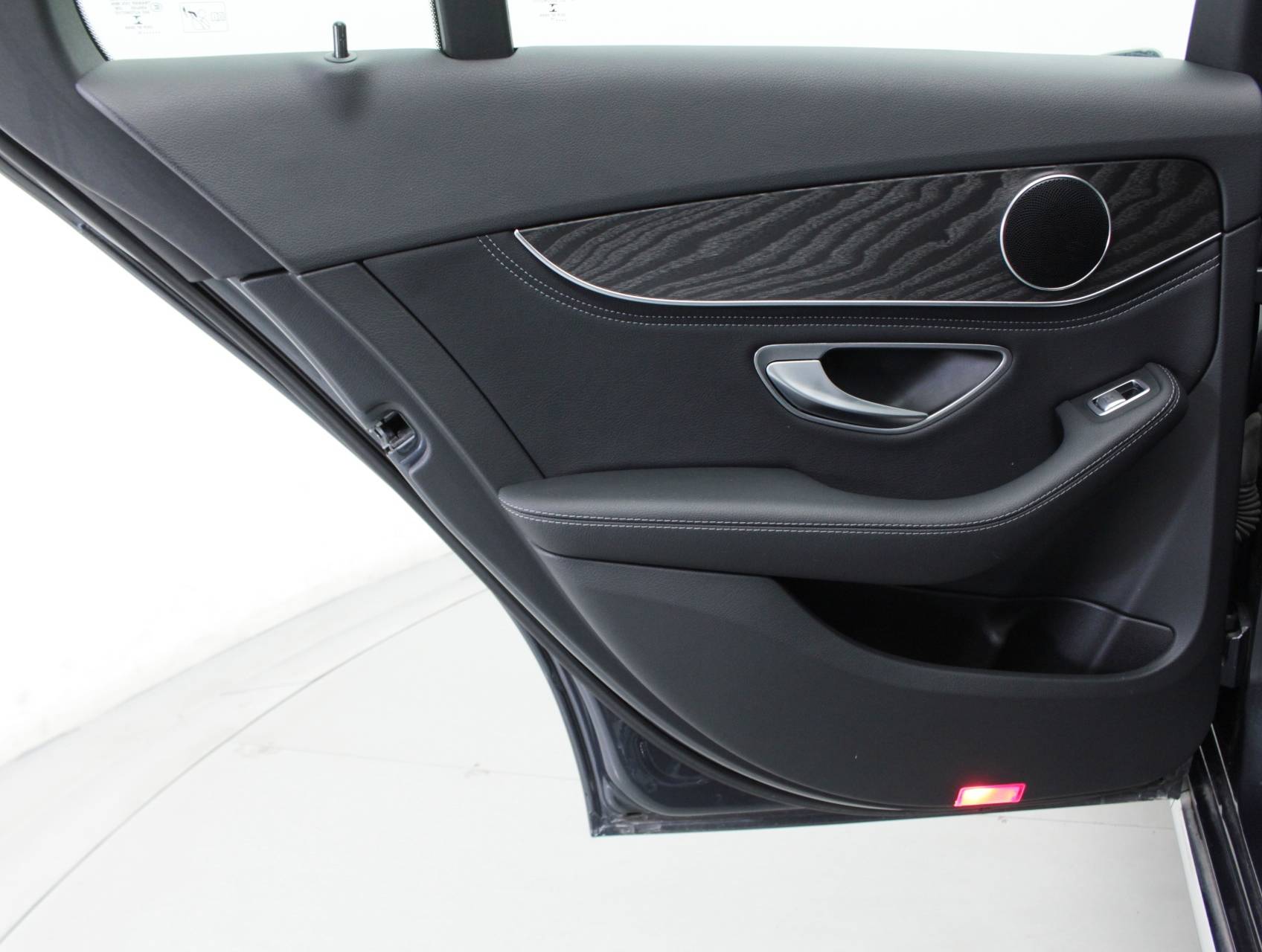 Florida Fine Cars - Used MERCEDES-BENZ C CLASS 2015 MARGATE C300