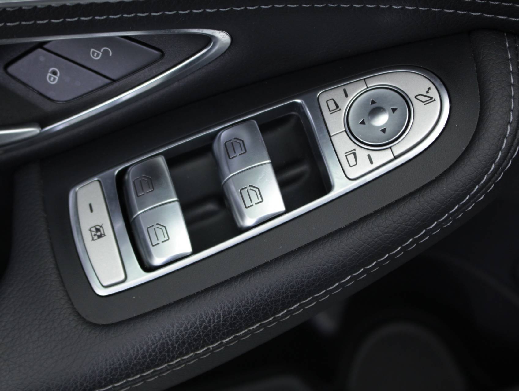 Florida Fine Cars - Used MERCEDES-BENZ C CLASS 2015 MARGATE C300