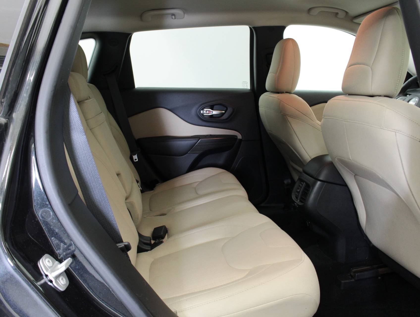 Florida Fine Cars - Used JEEP CHEROKEE 2016 MIAMI LATITUDE