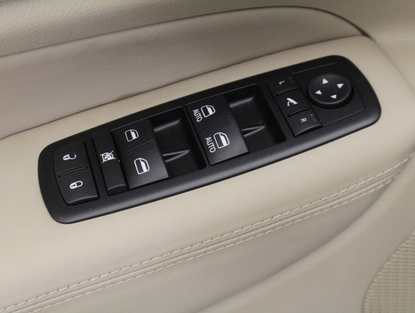 Florida Fine Cars - Used JEEP GRAND CHEROKEE 2014 MIAMI OVERLAND