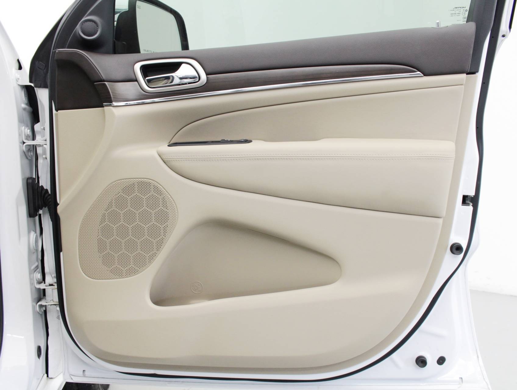 Florida Fine Cars - Used JEEP GRAND CHEROKEE 2014 MIAMI OVERLAND