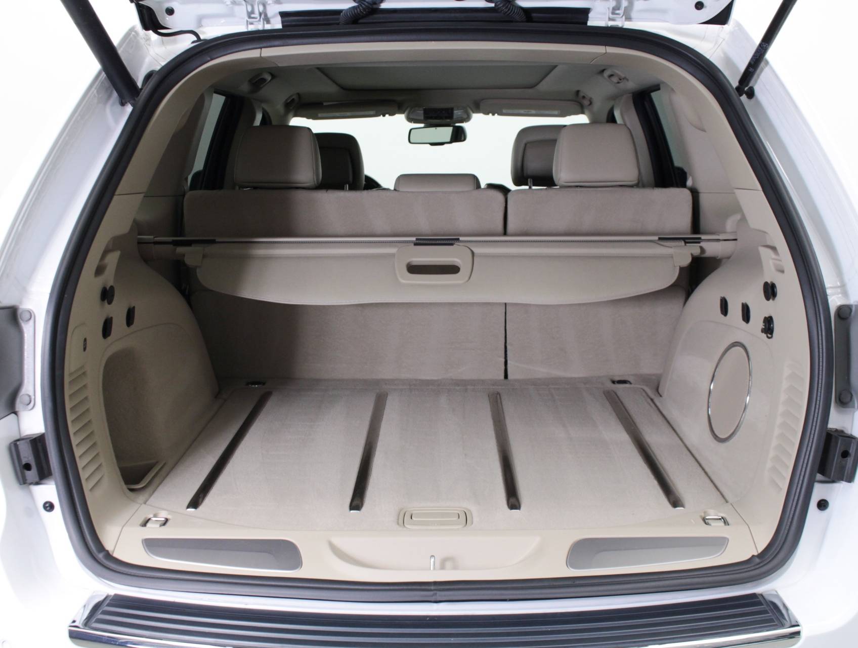 Florida Fine Cars - Used JEEP GRAND CHEROKEE 2014 MIAMI OVERLAND