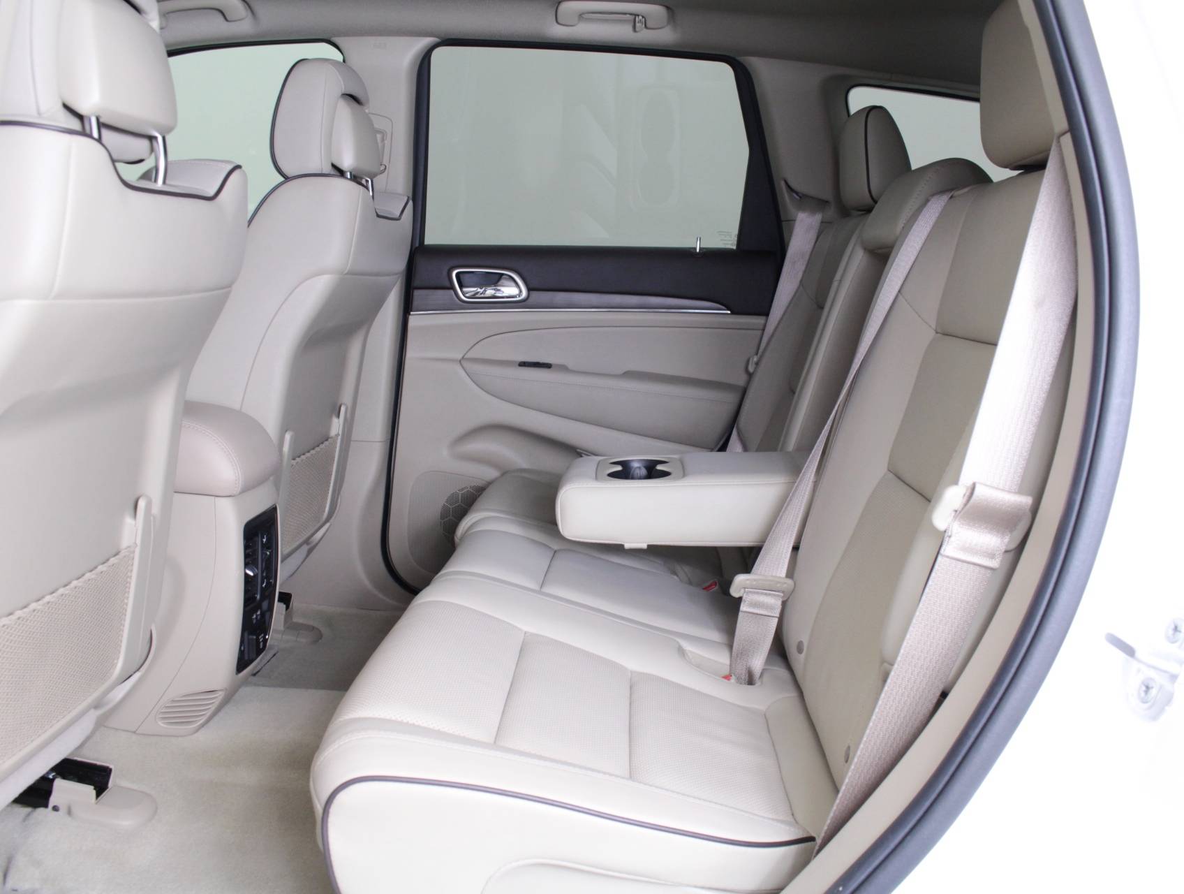 Florida Fine Cars - Used JEEP GRAND CHEROKEE 2014 MIAMI OVERLAND