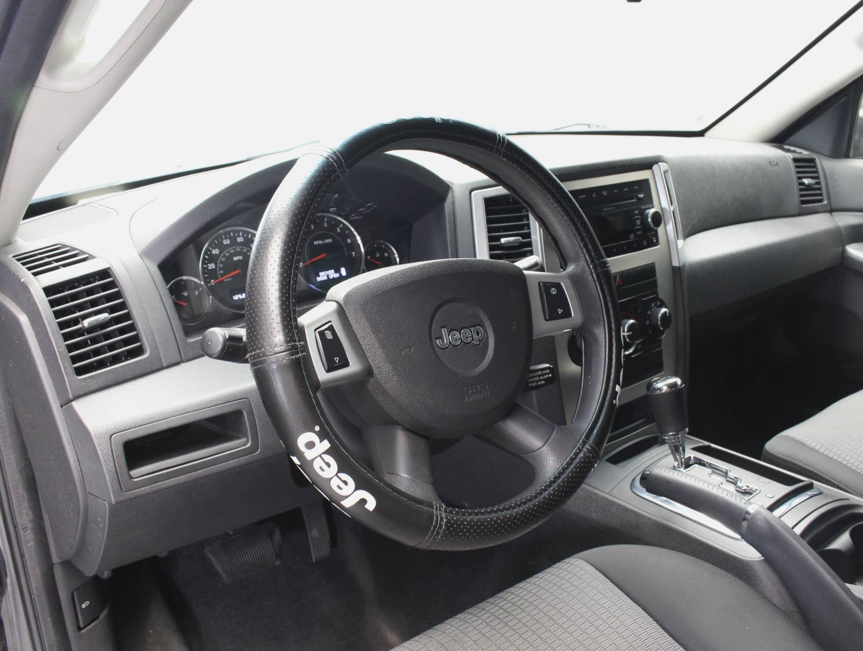 Florida Fine Cars - Used JEEP GRAND CHEROKEE 2009 HOLLYWOOD LAREDO