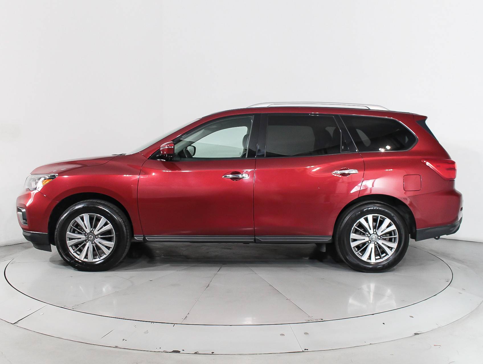 Florida Fine Cars - Used NISSAN PATHFINDER 2017 MIAMI Sl