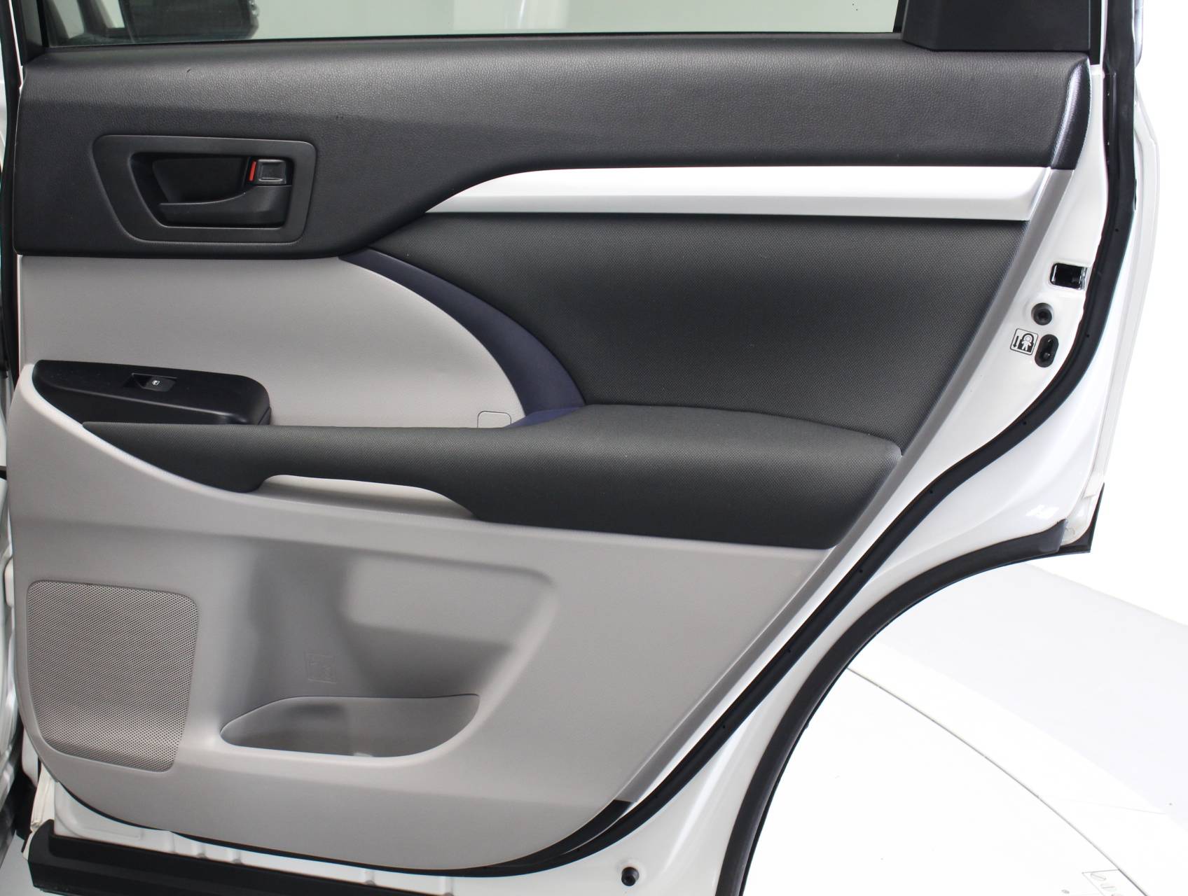 Florida Fine Cars - Used TOYOTA HIGHLANDER 2016 WEST PALM Le V6