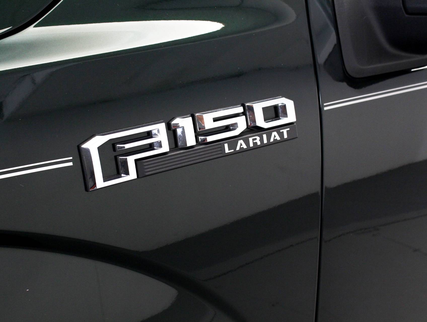 Florida Fine Cars - Used FORD F 150 2016 WEST PALM Lariat Supercrew 4x4